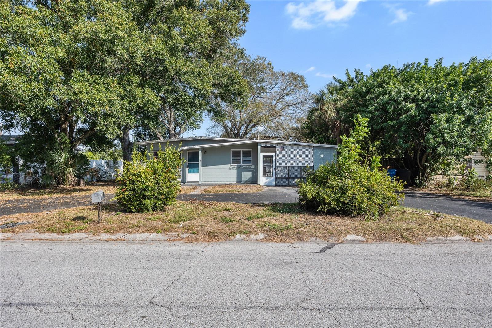 Image 31 of 44 For 7117 15th Street N