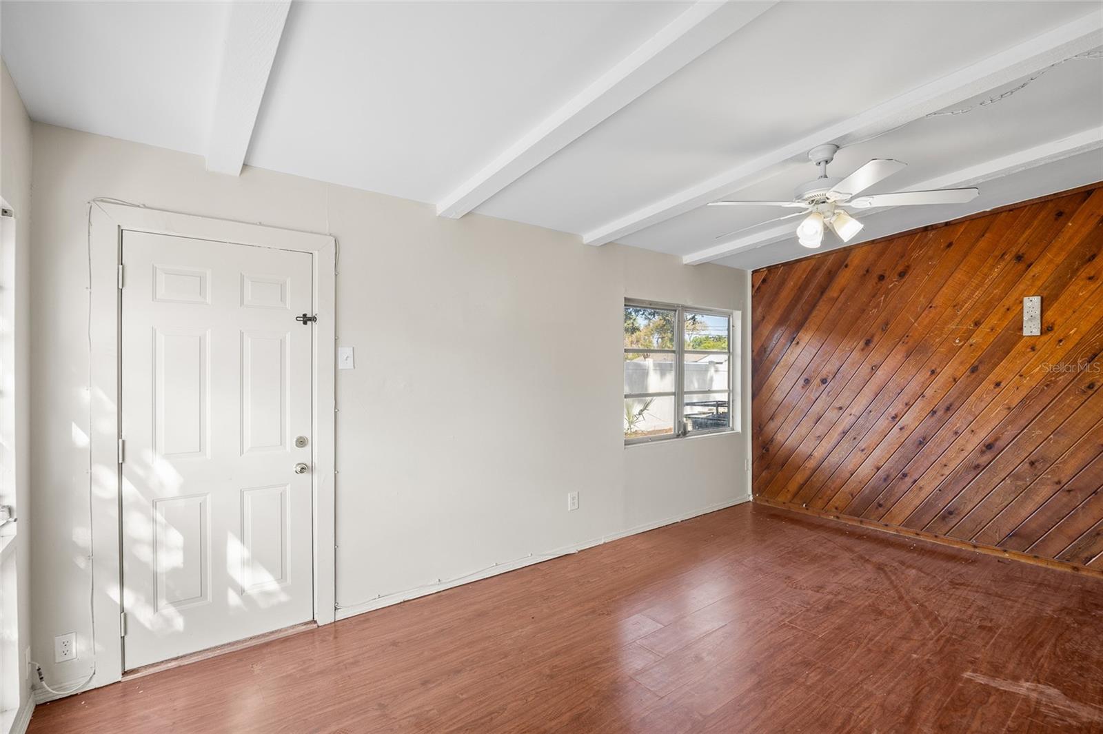 Image 5 of 44 For 7117 15th Street N