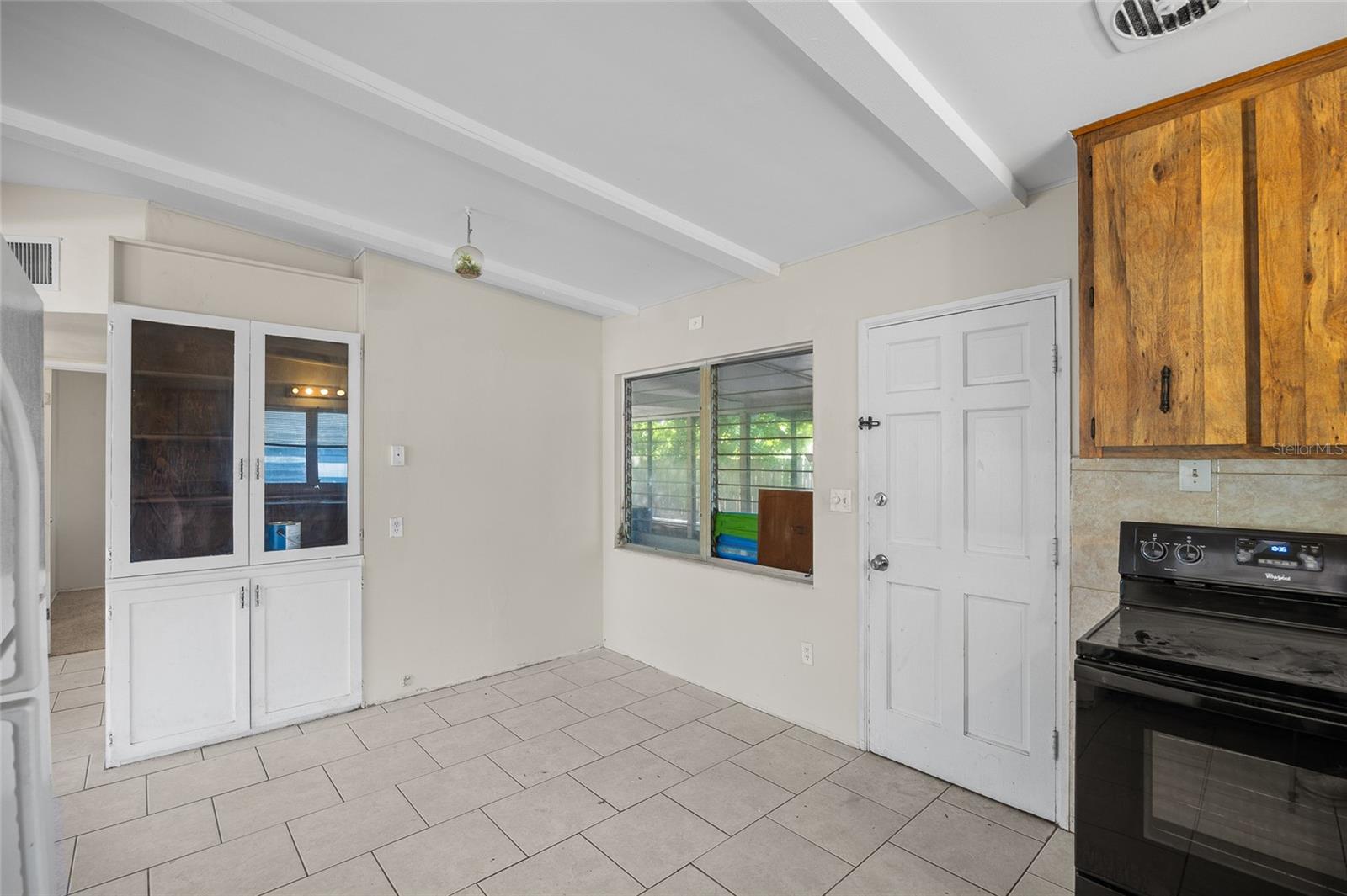 Image 7 of 44 For 7117 15th Street N