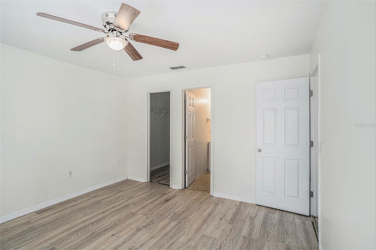 Image 18 of 25 For 8512 Lazy River Drive