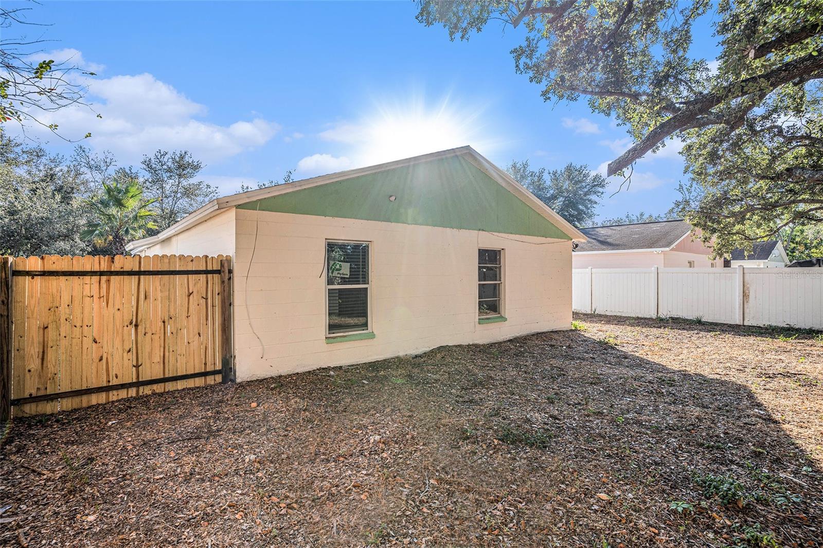 Image 24 of 25 For 8512 Lazy River Drive