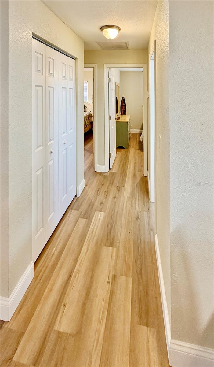 Image 13 of 25 For 1151 Carefree Cove Drive