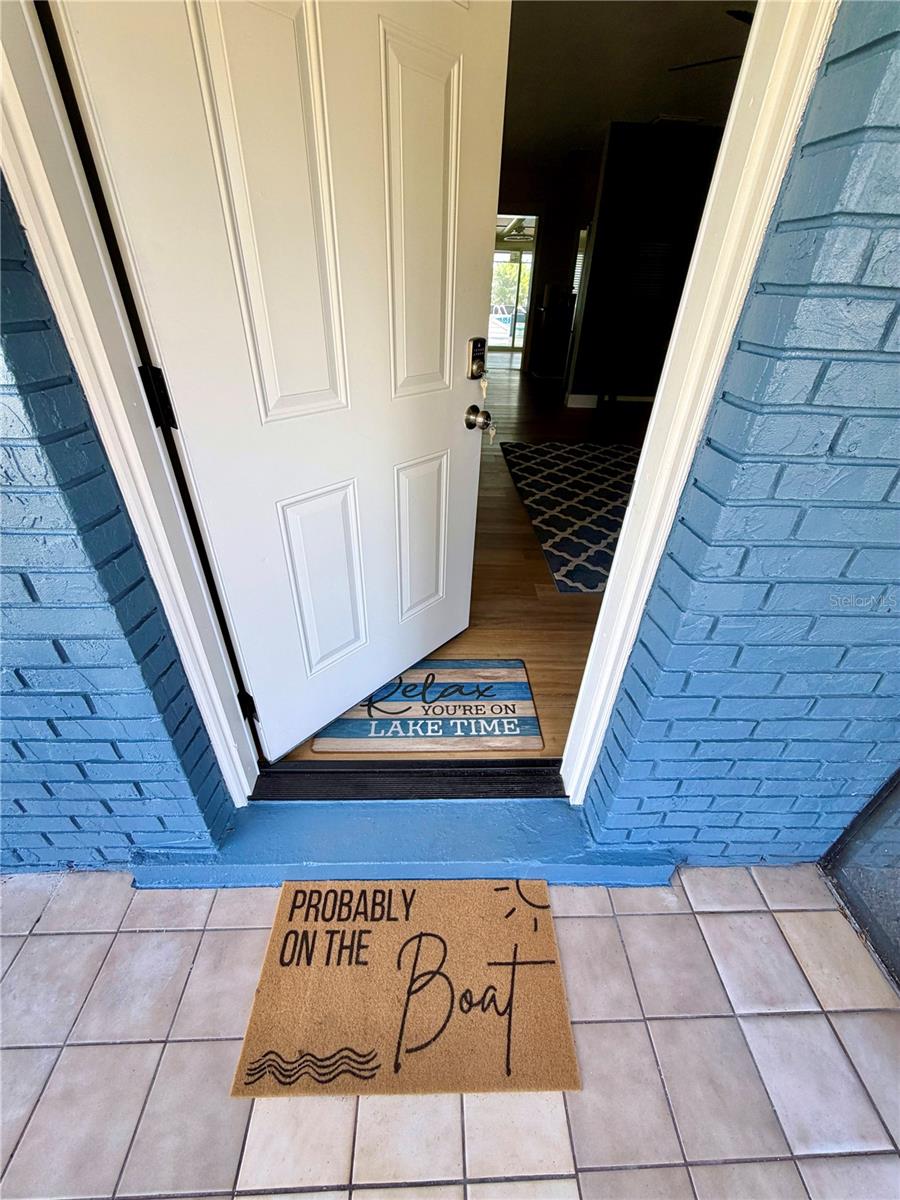 Image 4 of 25 For 1151 Carefree Cove Drive