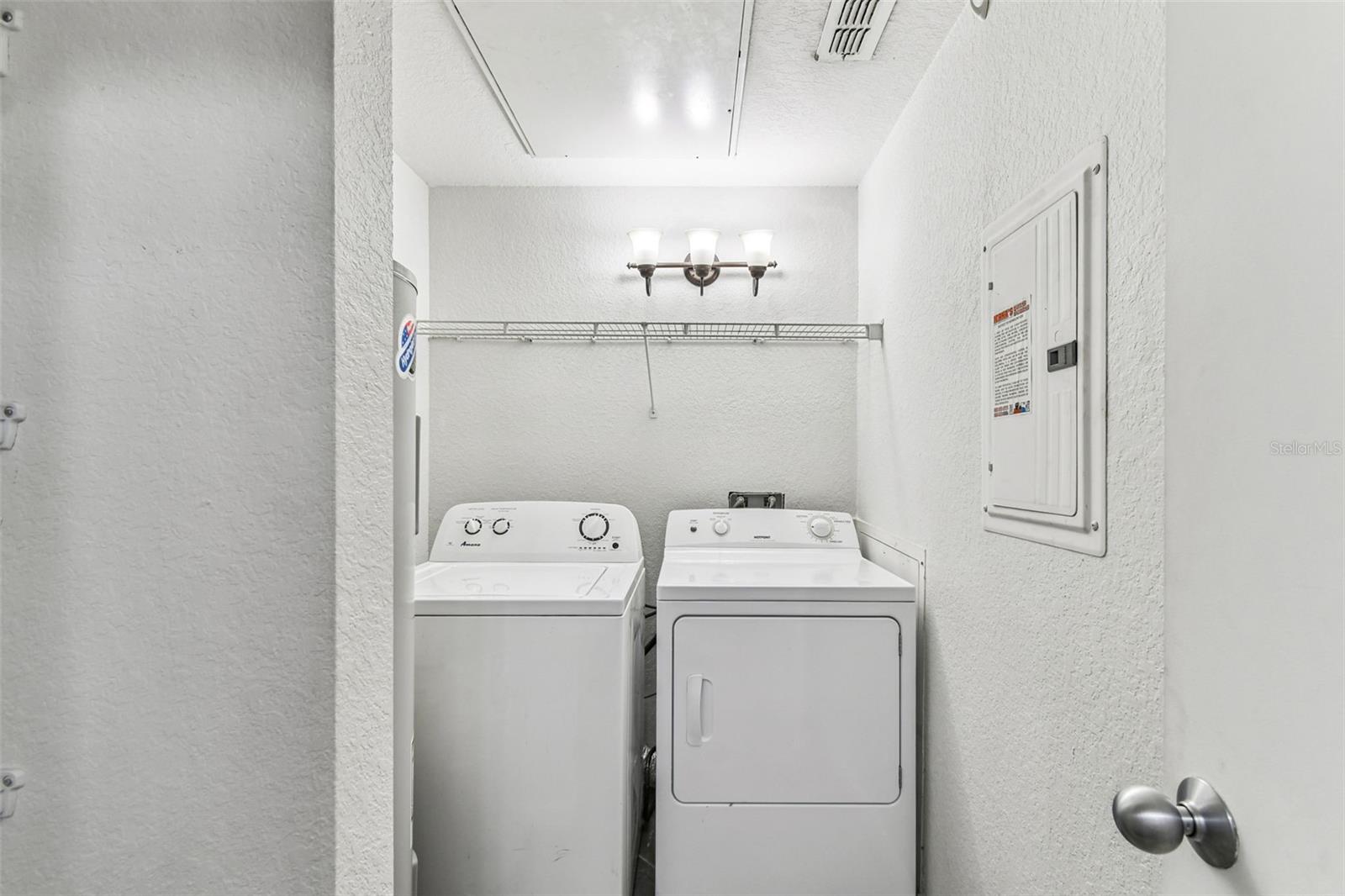 Image 33 of 43 For 2421 Horatio Street 818