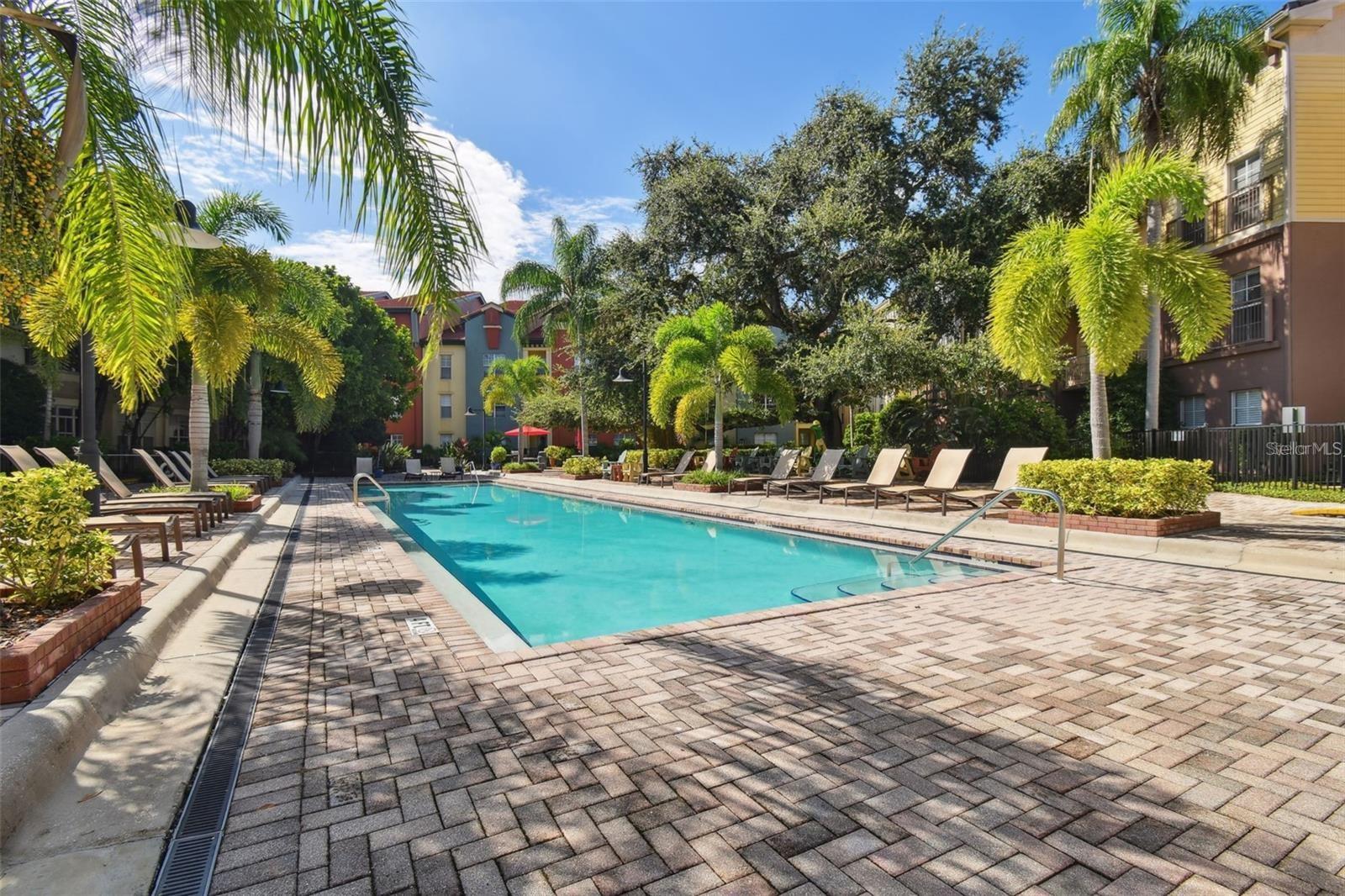 Image 38 of 43 For 2421 Horatio Street 818