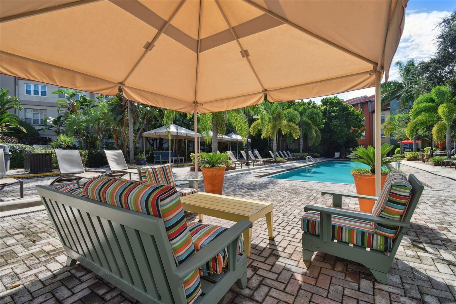 Image 39 of 43 For 2421 Horatio Street 818