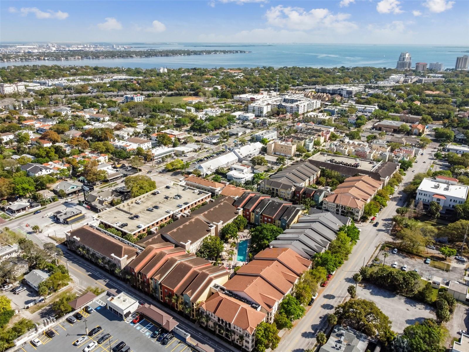 Image 43 of 43 For 2421 Horatio Street 818