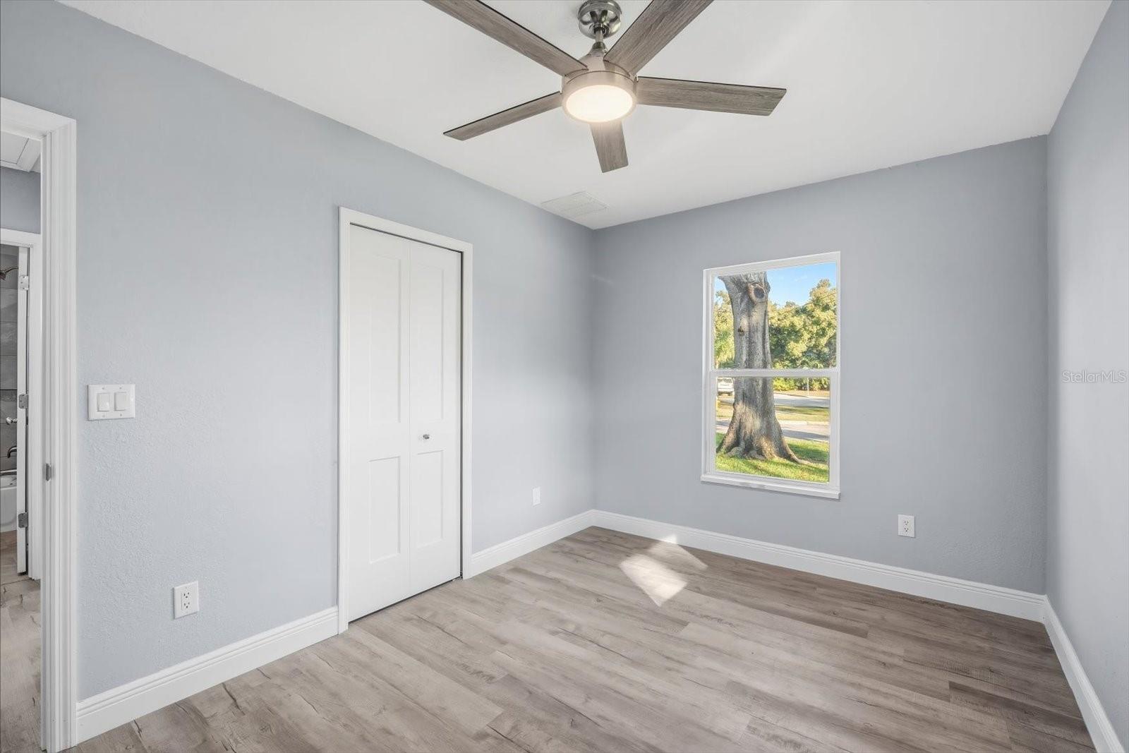 Image 15 of 22 For 701 2nd Street Se