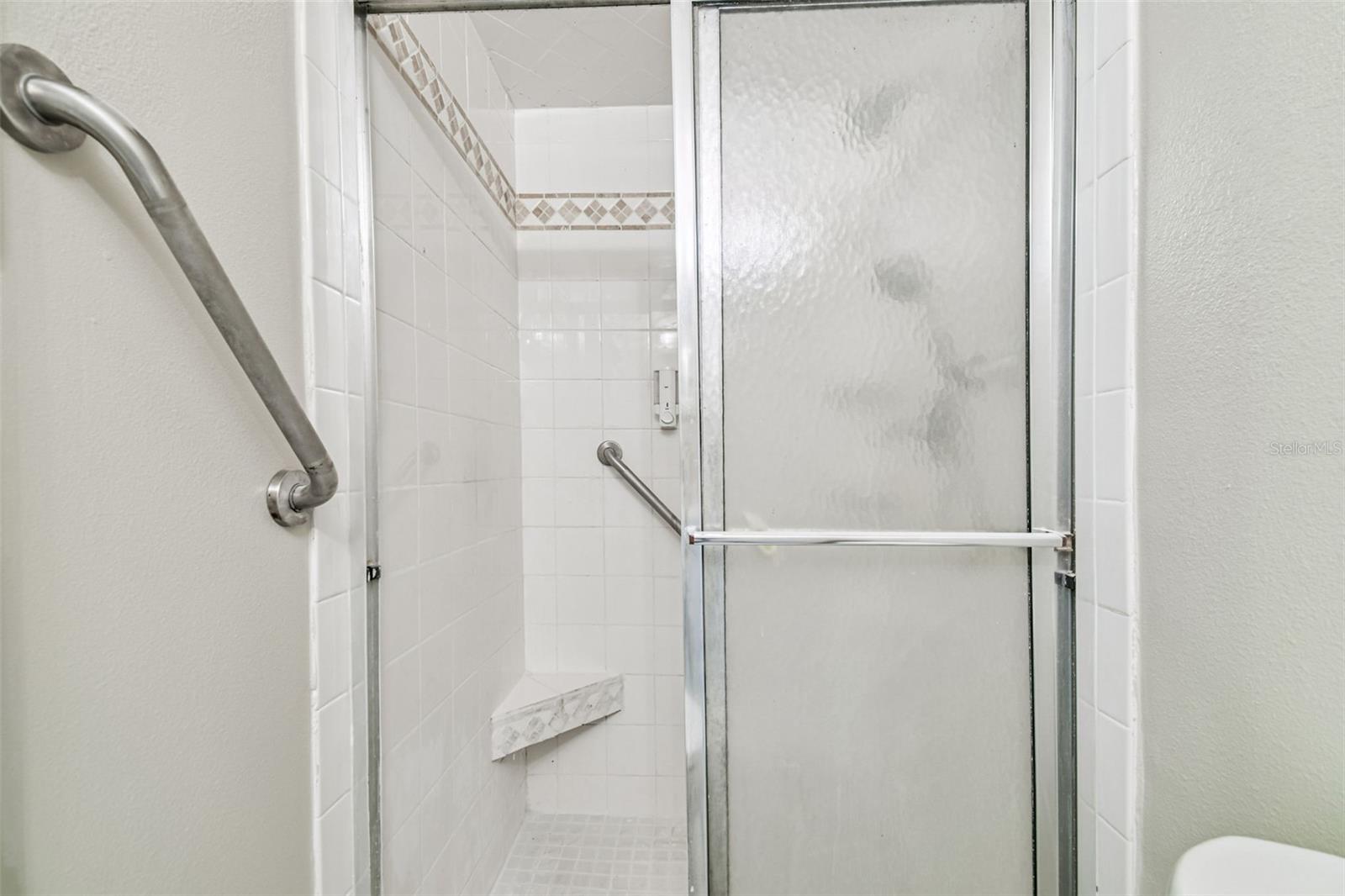 Image 12 of 30 For 6150 Drexel Road