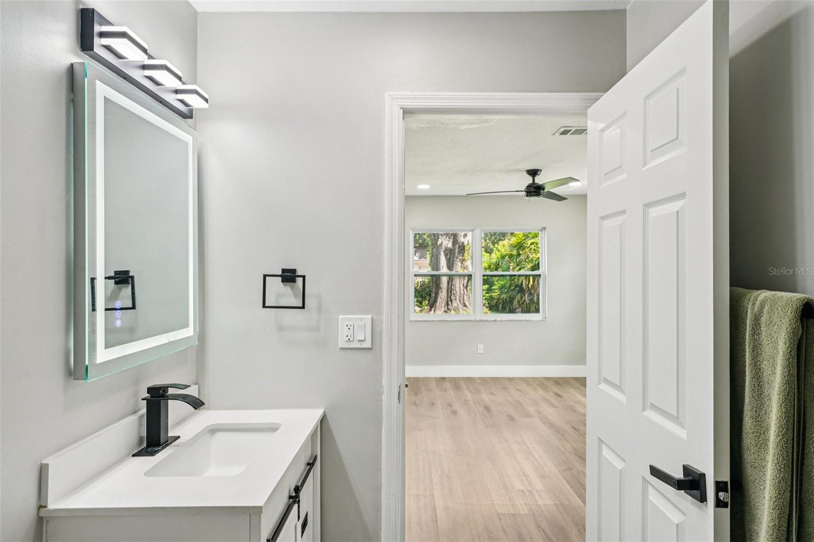 Image 19 of 68 For 1706 Jean. Street