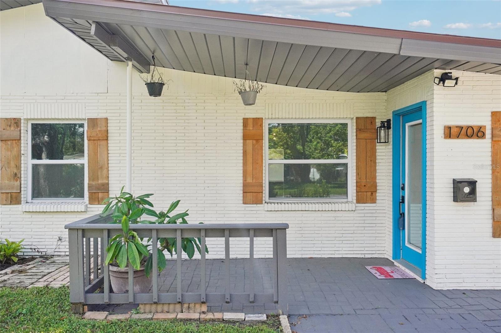 Image 2 of 68 For 1706 Jean. Street