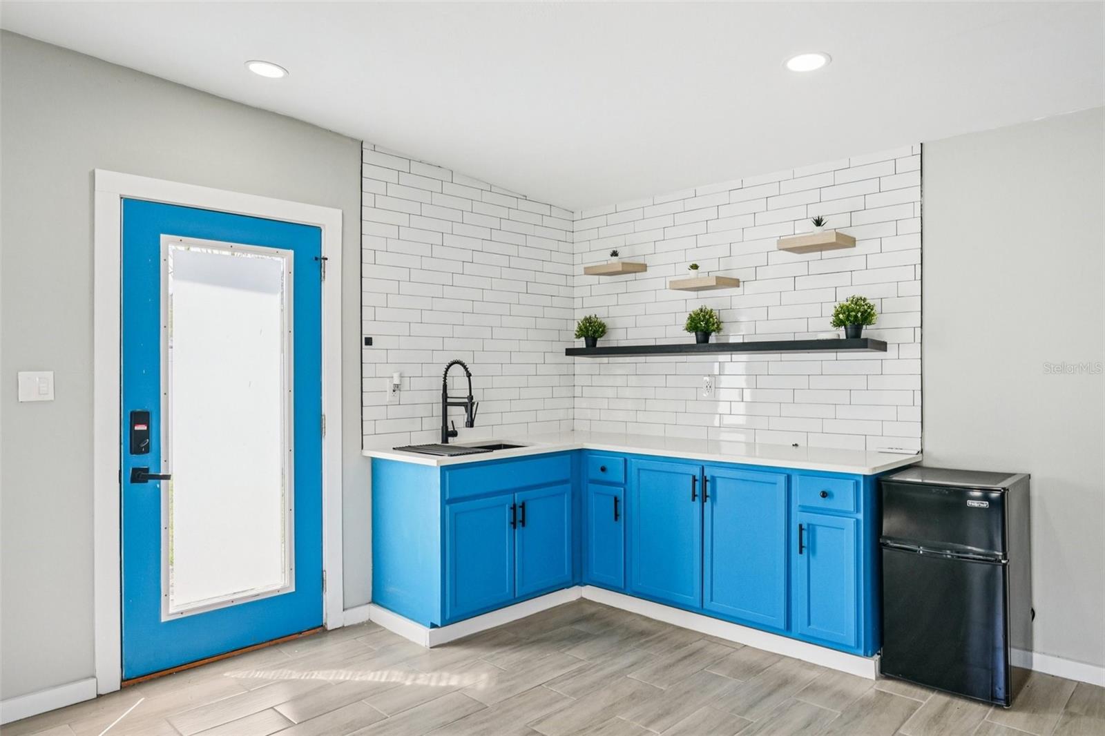 Image 38 of 68 For 1706 Jean. Street