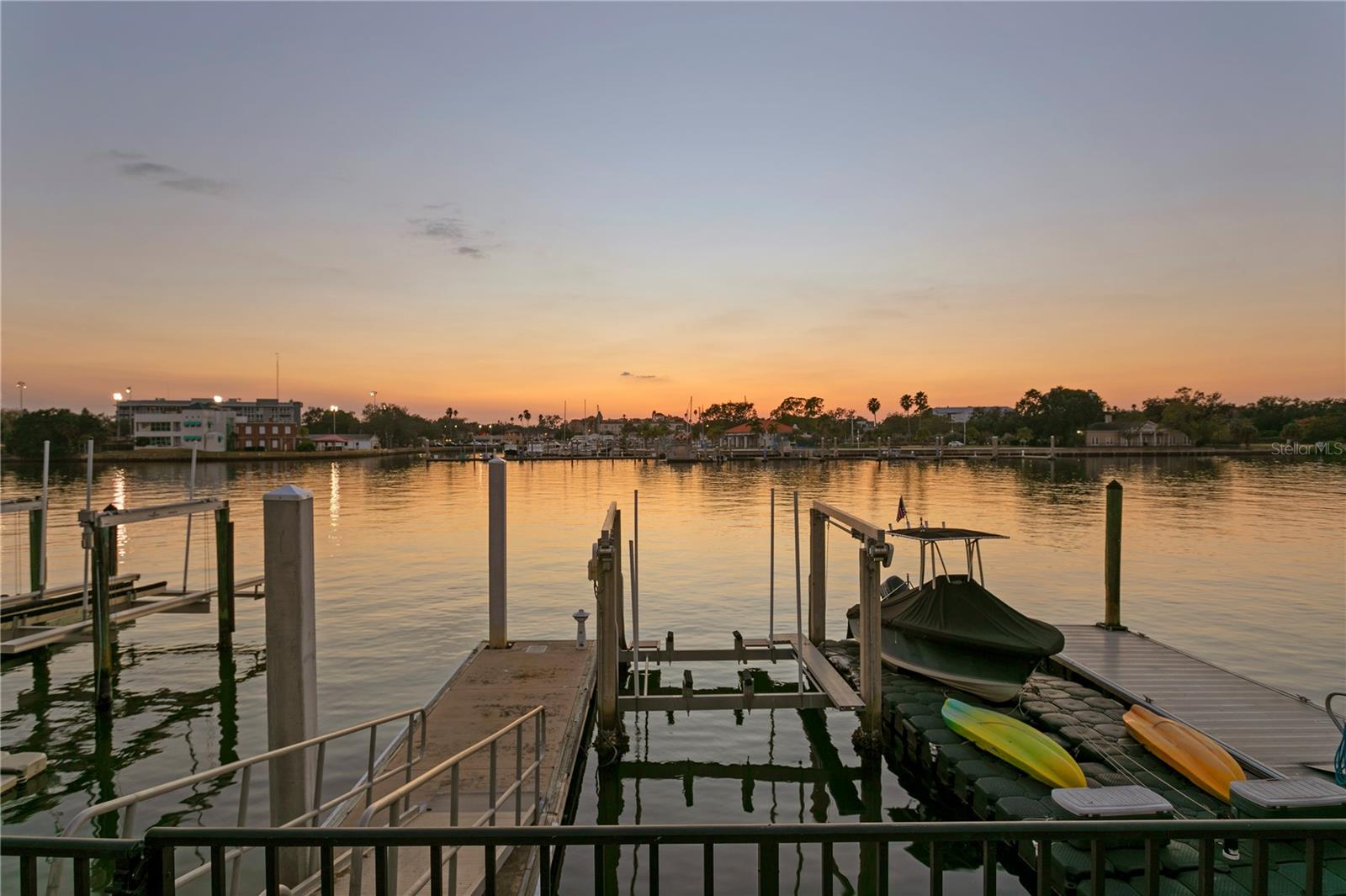 Image 12 of 91 For 1037 Royal Pass Road