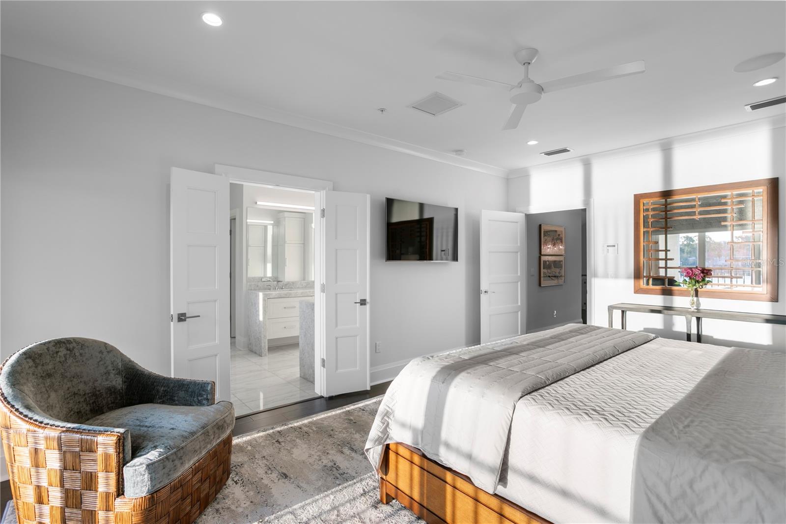 Image 51 of 91 For 1037 Royal Pass Road