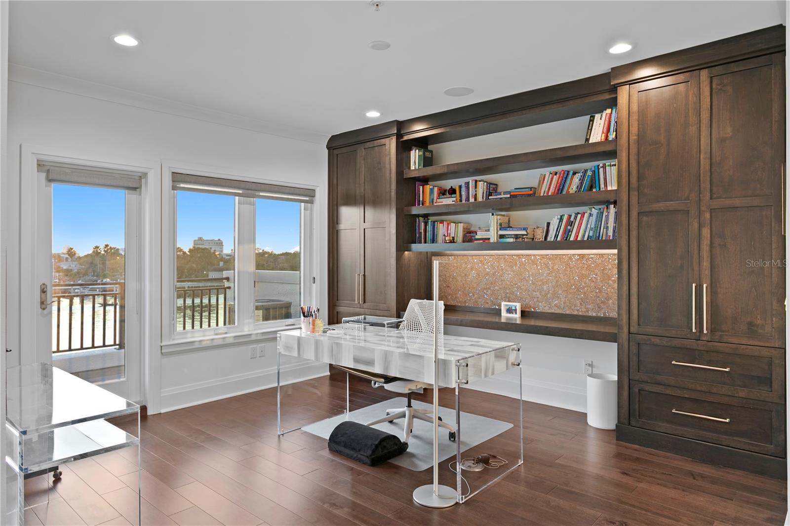 Image 76 of 91 For 1037 Royal Pass Road