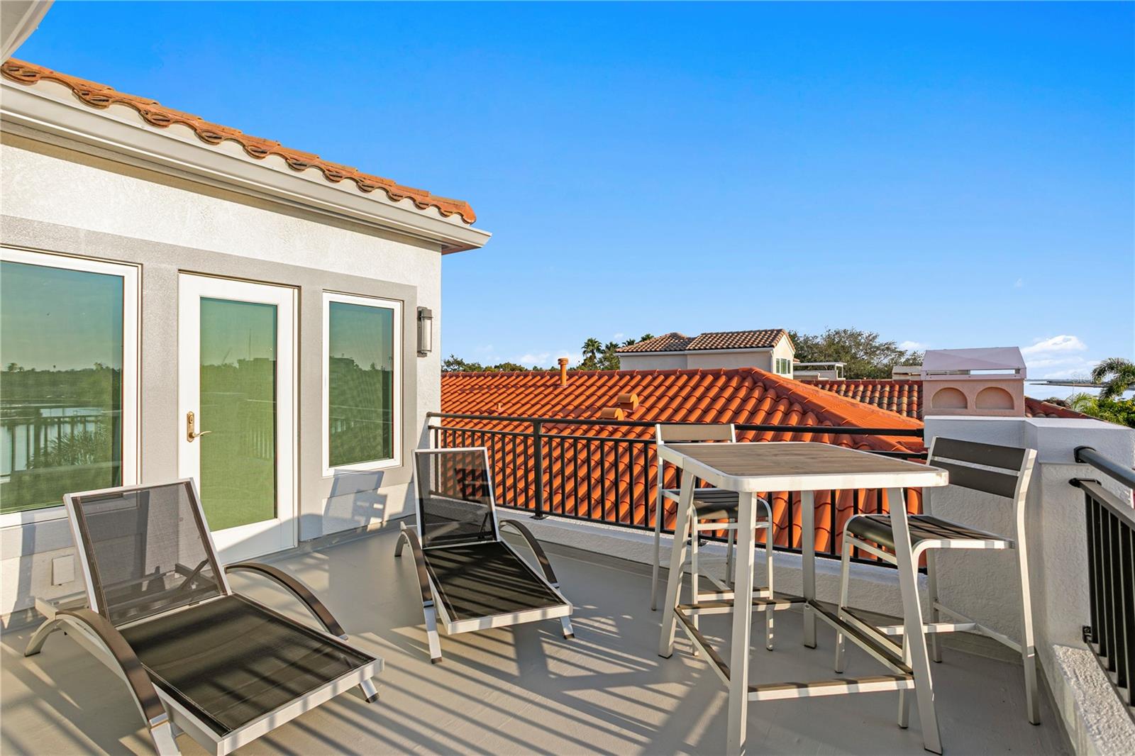 Image 77 of 91 For 1037 Royal Pass Road