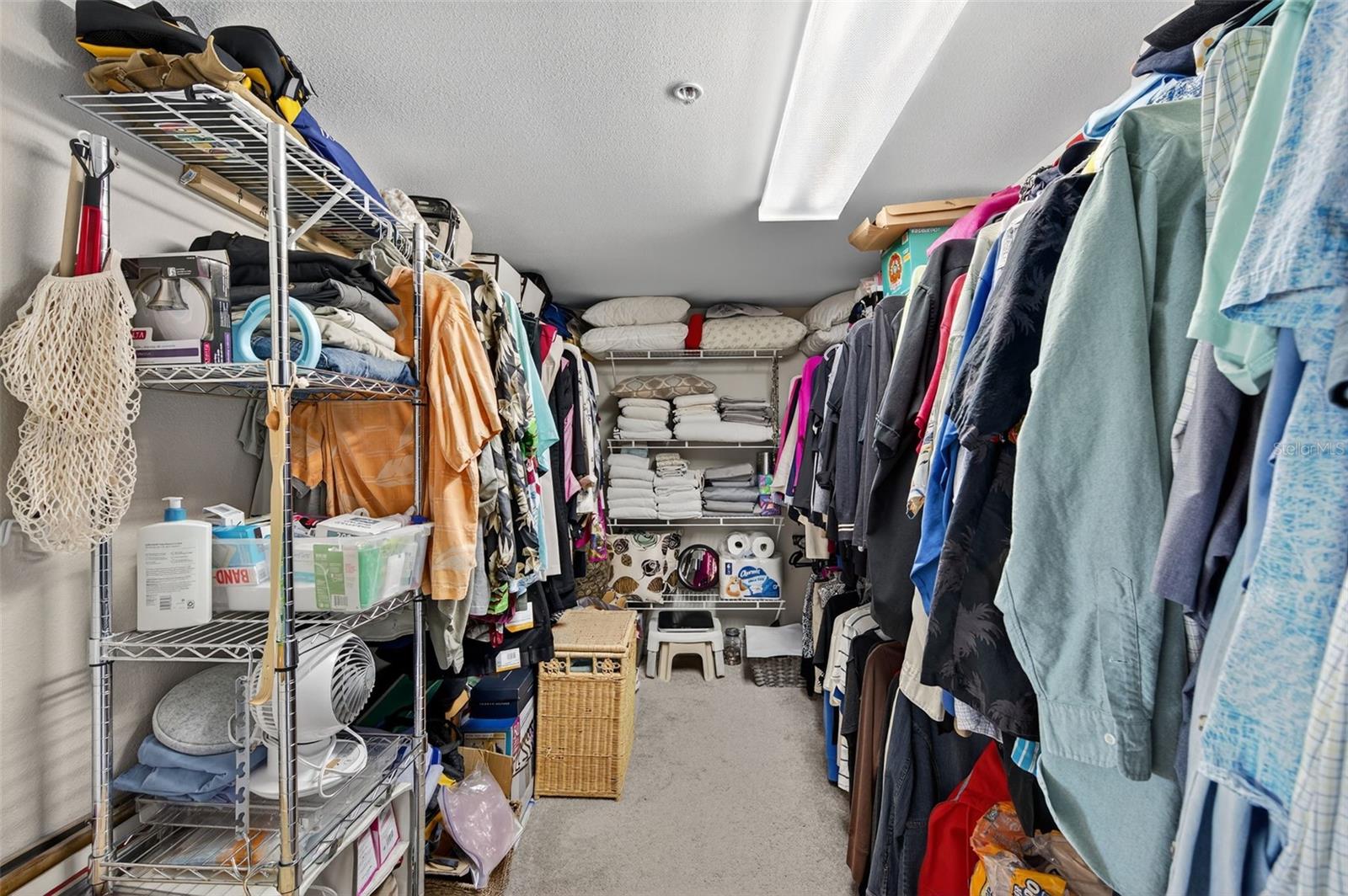 Image 28 of 92 For 223 Island Way 6d