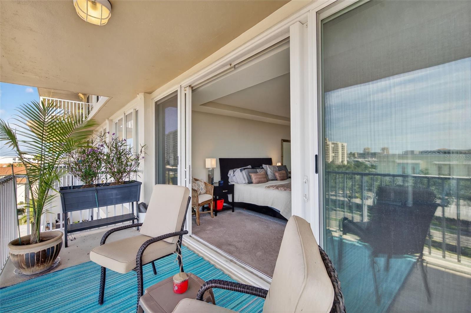 Image 37 of 92 For 223 Island Way 6d