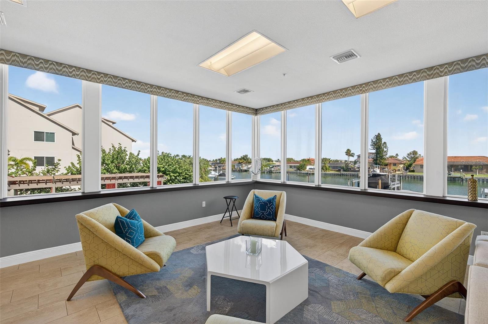 Image 48 of 92 For 223 Island Way 6d