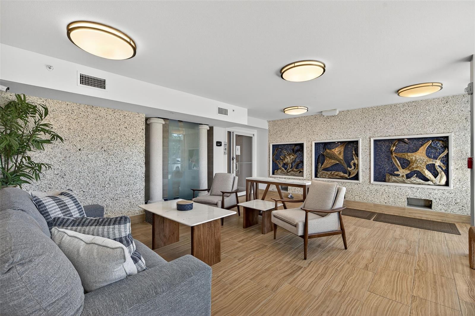 Image 59 of 92 For 223 Island Way 6d