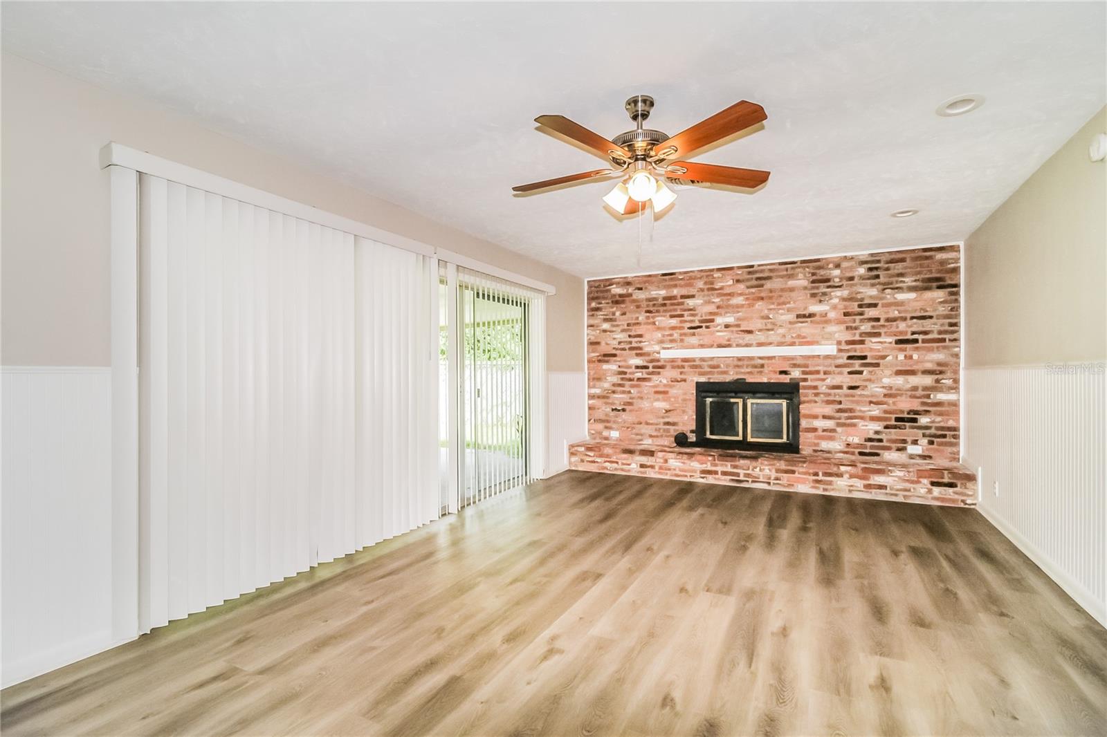 Image 6 of 16 For 1301 Leeway Avenue