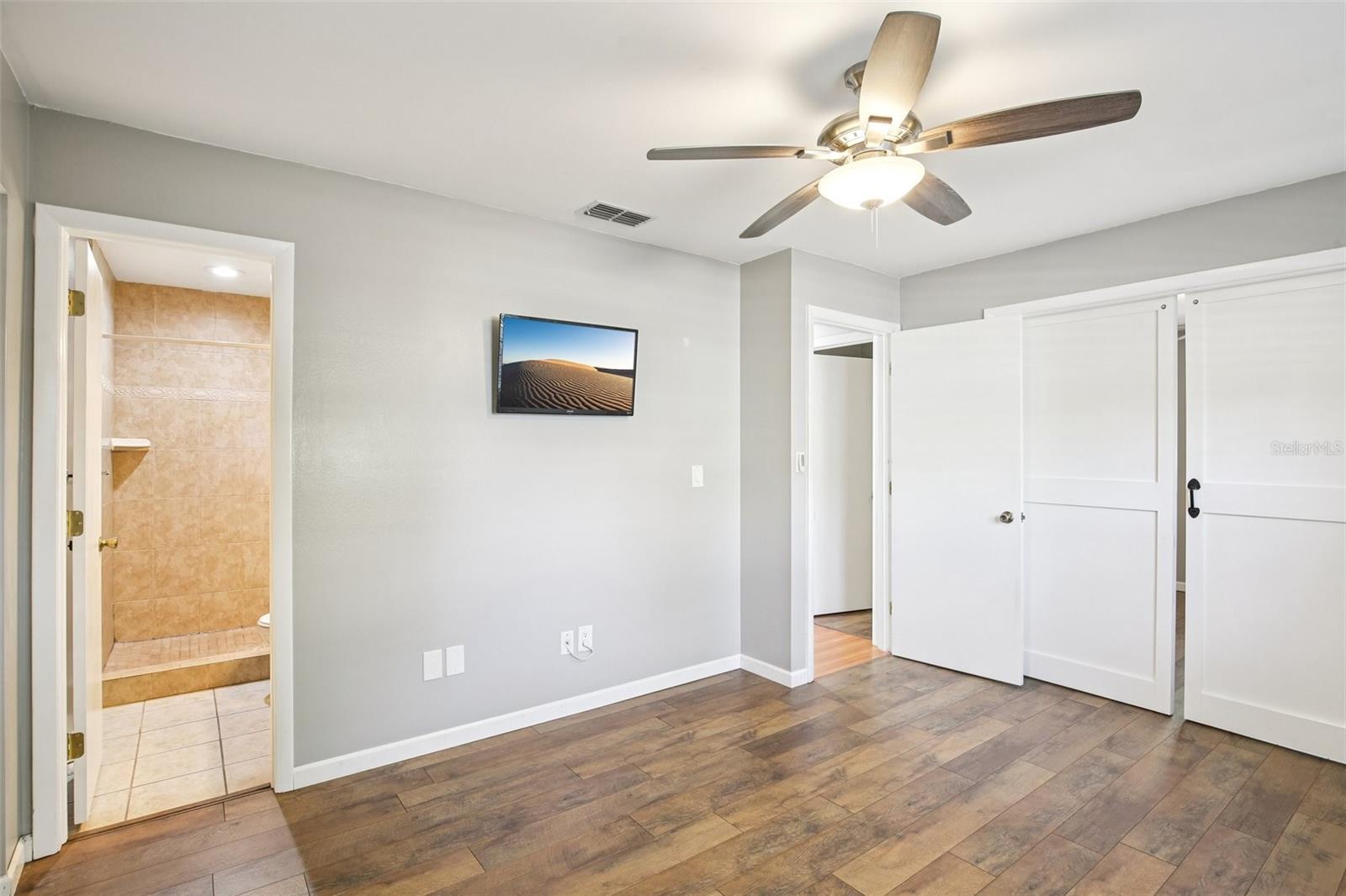 Image 25 of 37 For 3230 Mulberry Drive