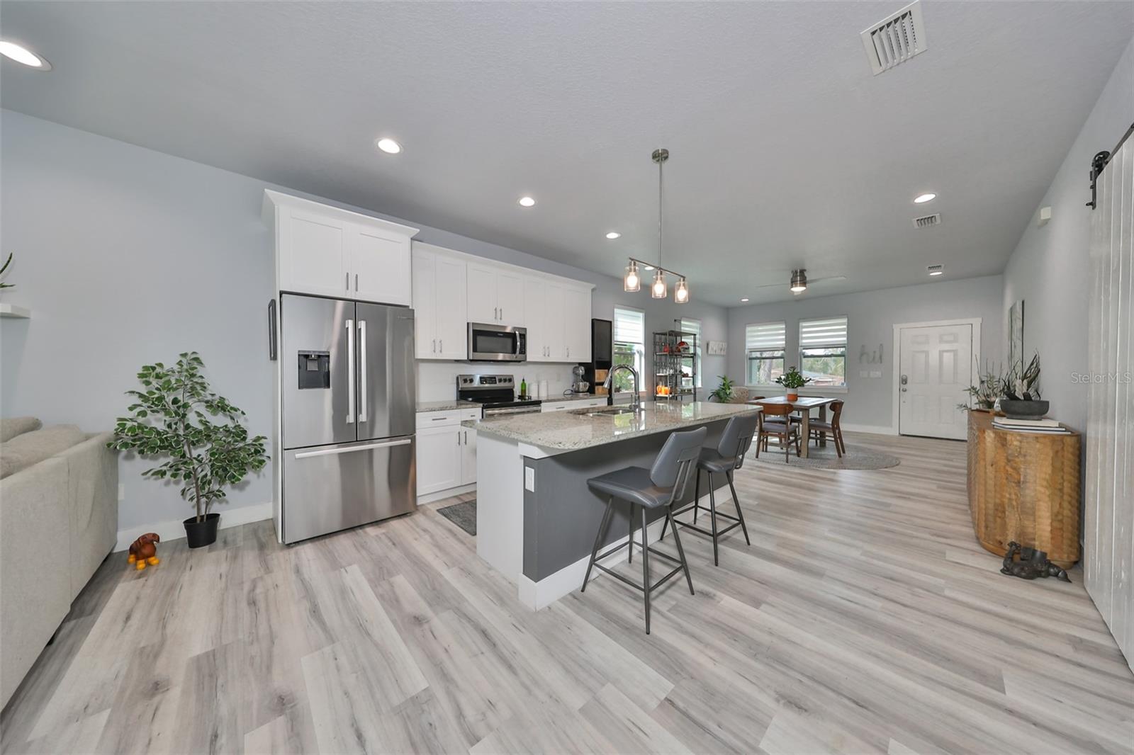 Image 11 of 32 For 1819 Eskimo Avenue