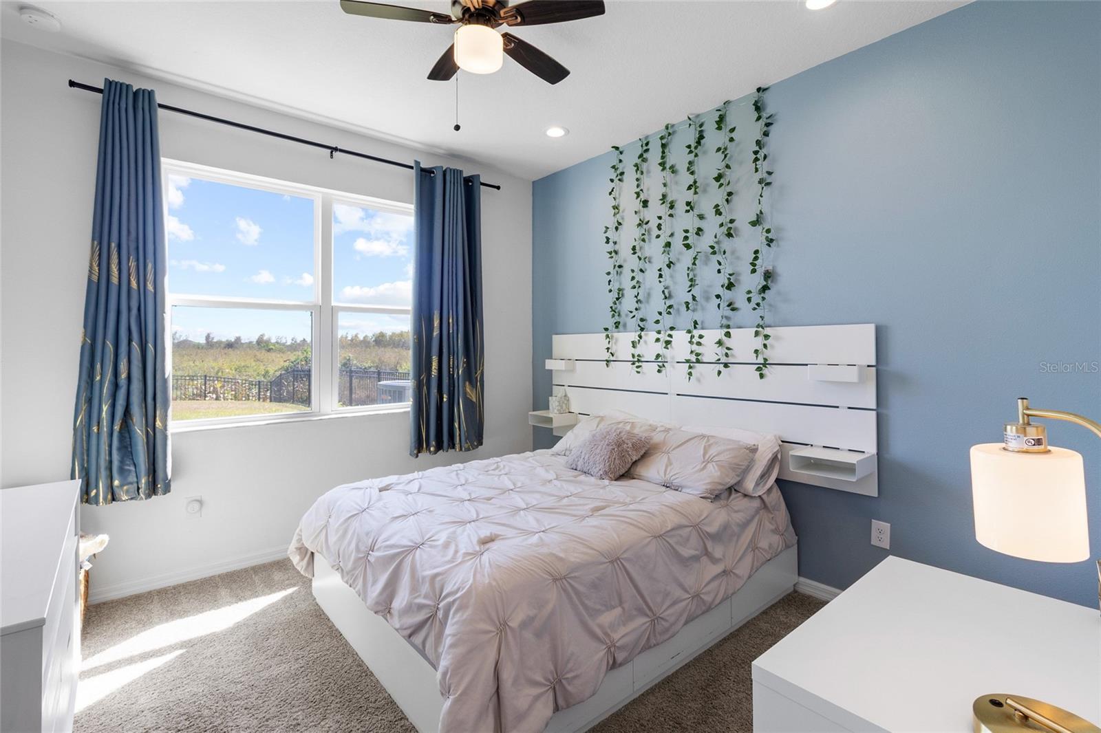 Image 33 of 67 For 11124 Moonsail Drive