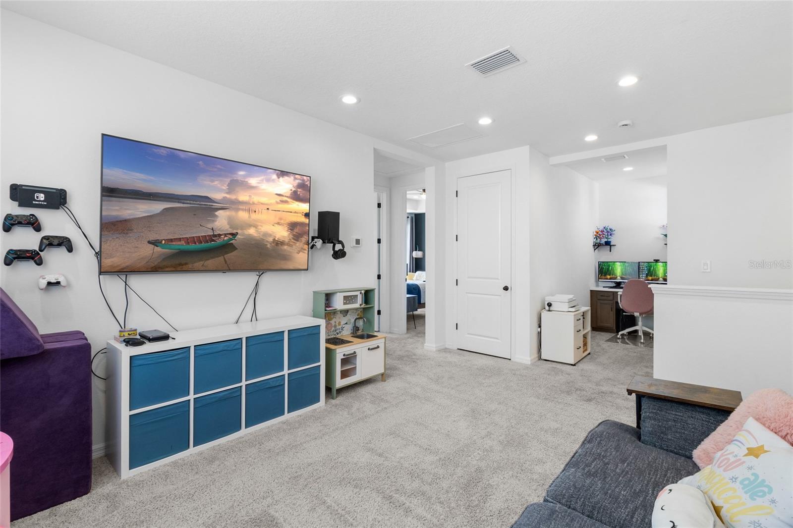 Image 41 of 67 For 11124 Moonsail Drive