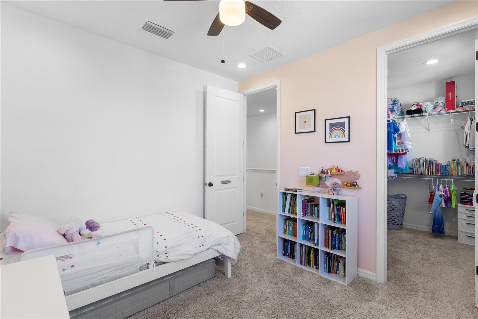 Image 46 of 67 For 11124 Moonsail Drive