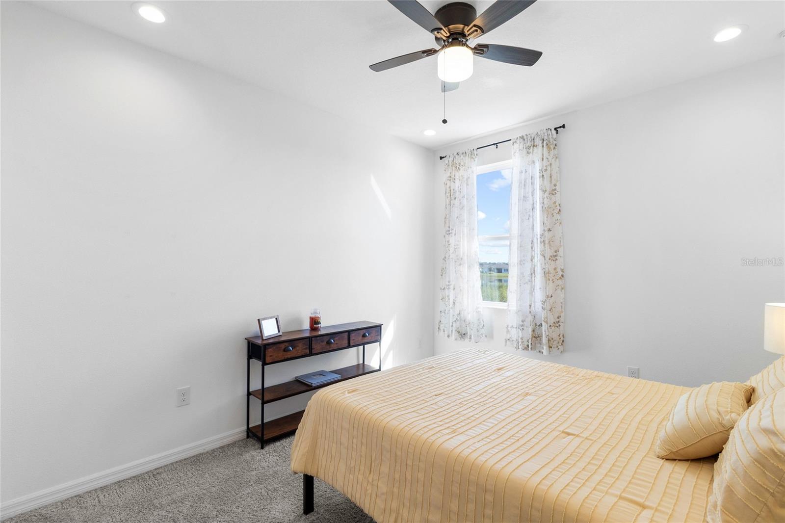 Image 50 of 67 For 11124 Moonsail Drive