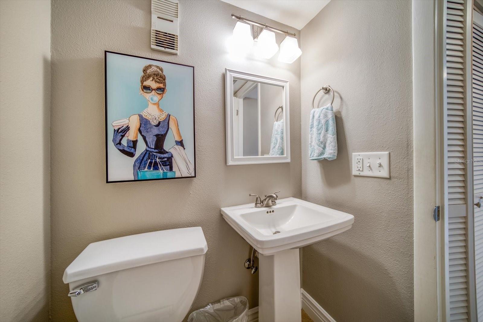 Image 38 of 52 For 1351 Gulf Boulevard 219