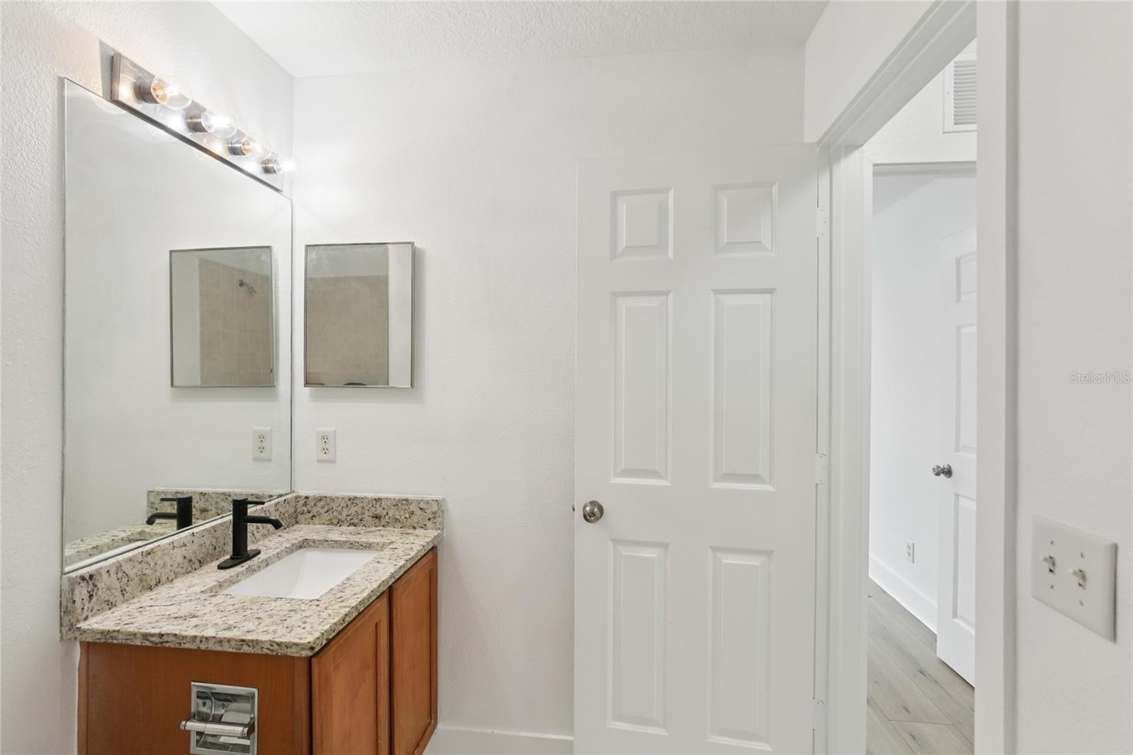 Image 12 of 41 For 9225 Stone River Place