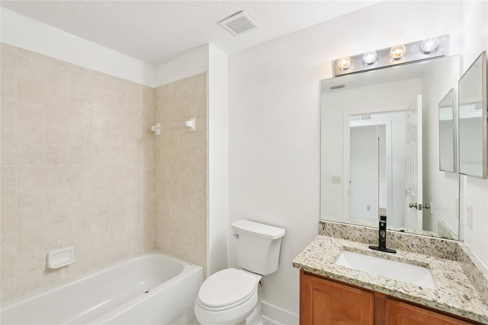 Image 13 of 41 For 9225 Stone River Place