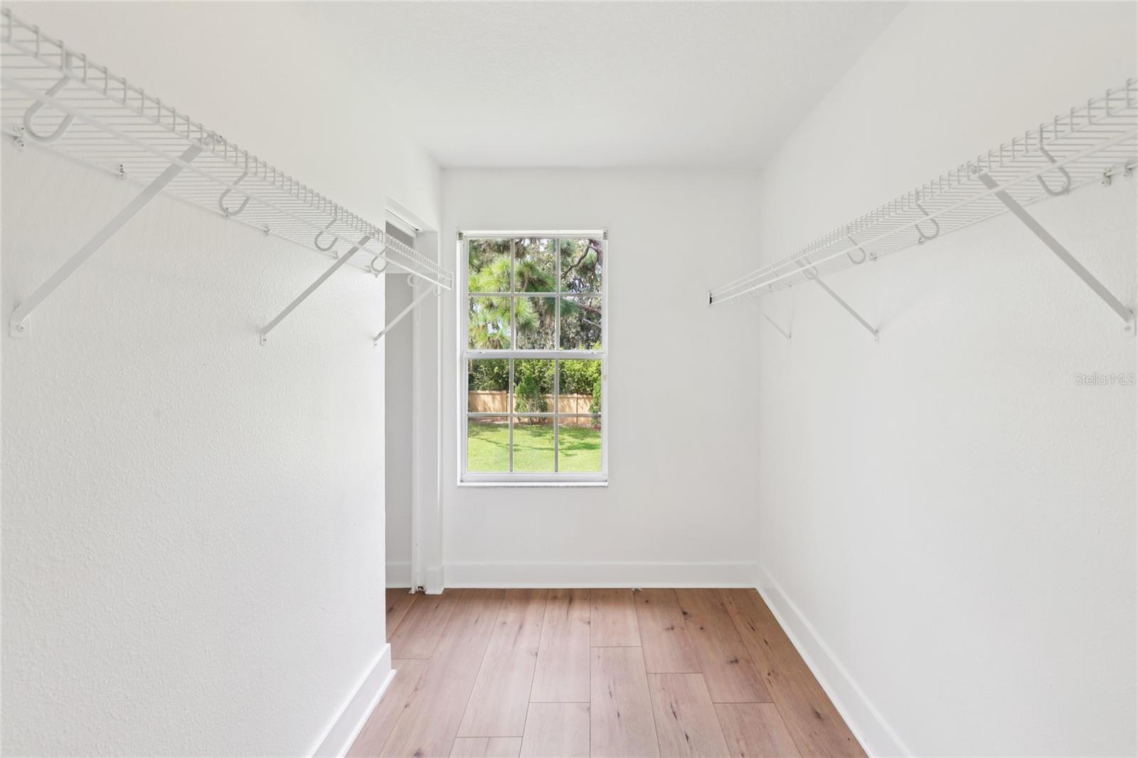 Image 25 of 41 For 9225 Stone River Place