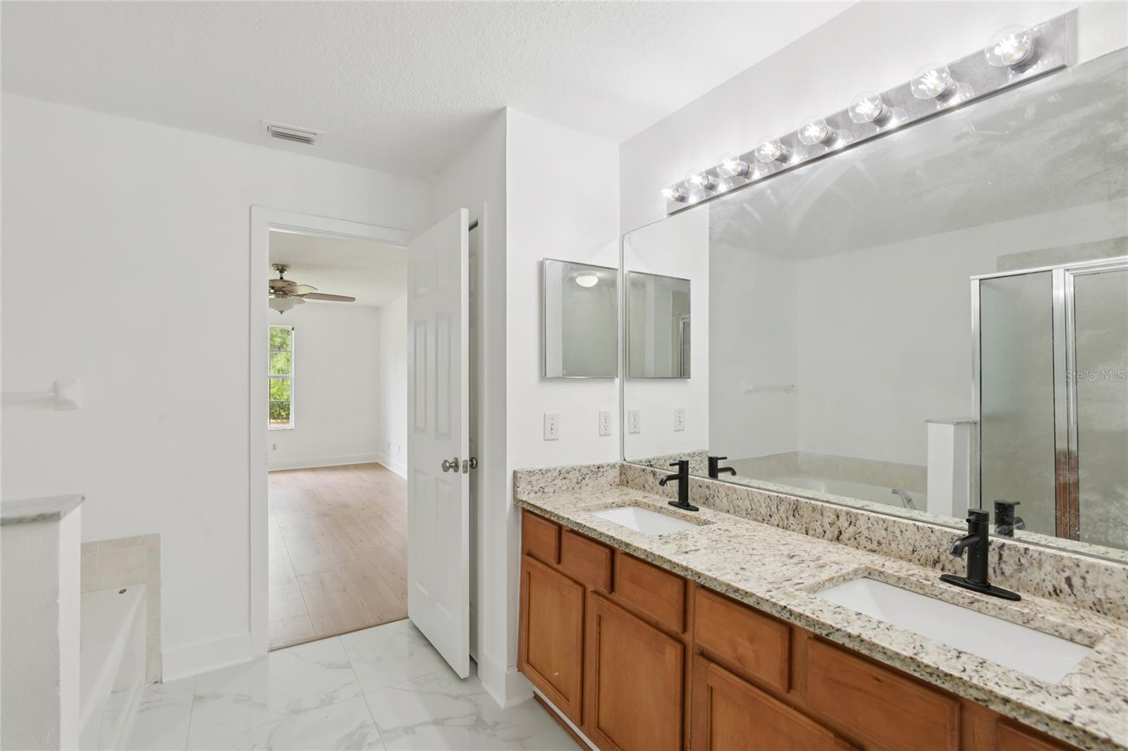 Image 27 of 41 For 9225 Stone River Place