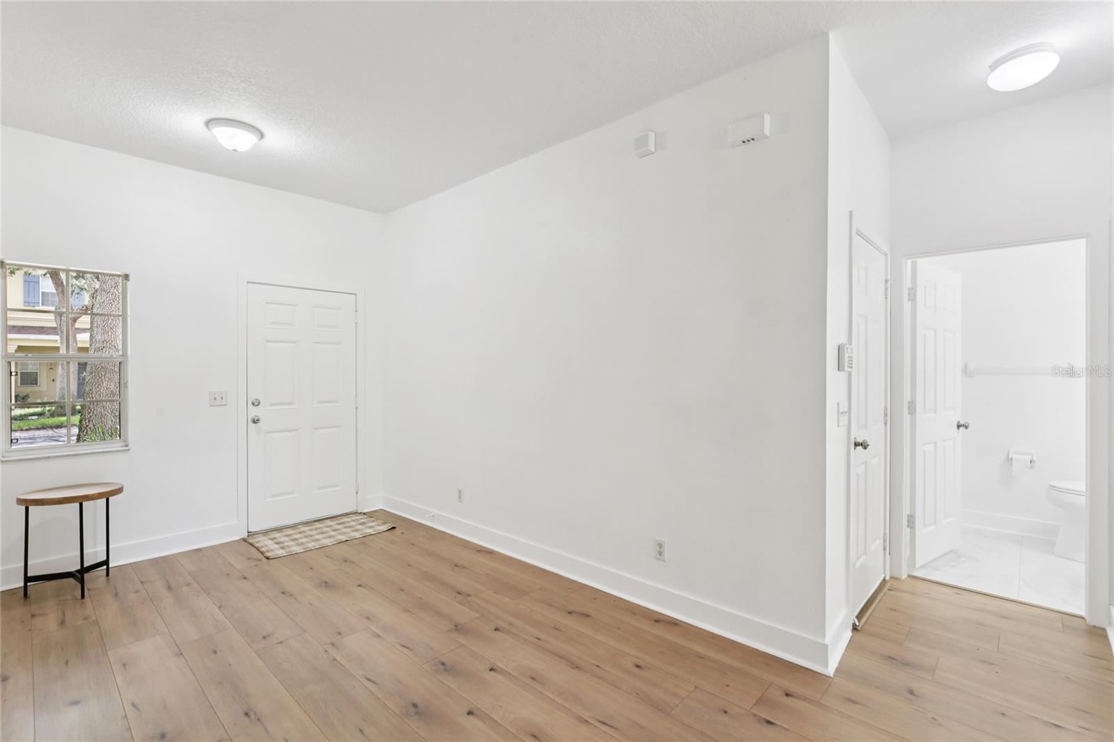 Image 30 of 41 For 9225 Stone River Place