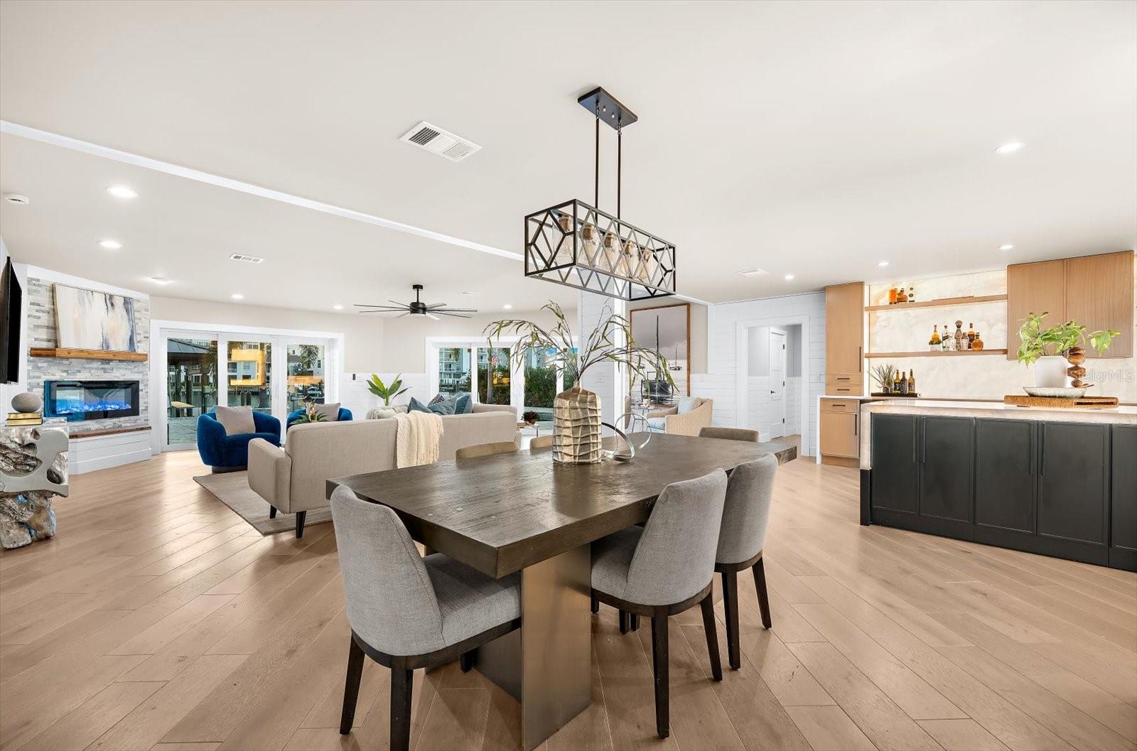 Listing photo id 9 for 330 Leeward Island