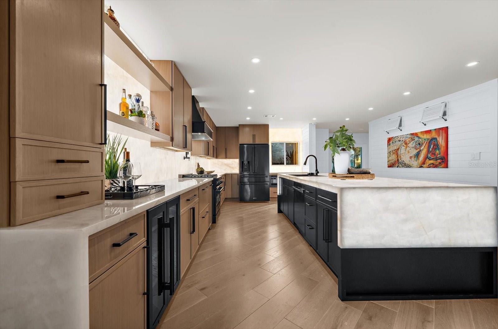 Listing photo id 13 for 330 Leeward Island