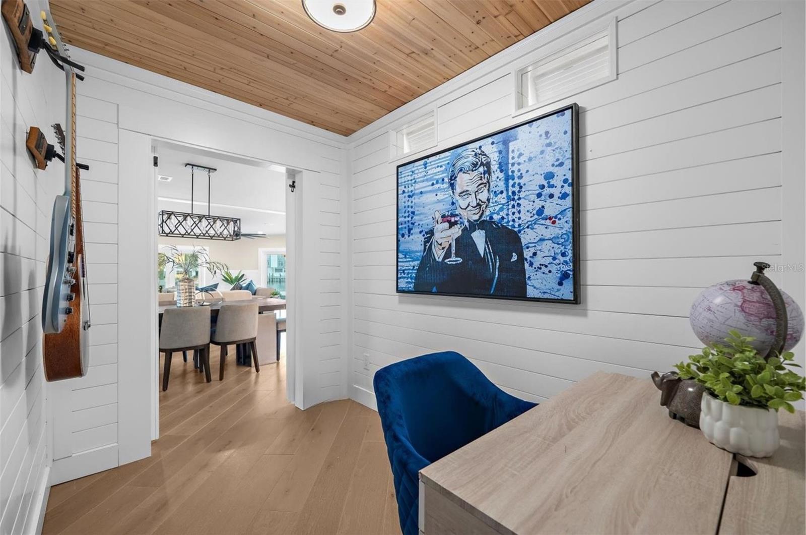 Listing photo id 20 for 330 Leeward Island