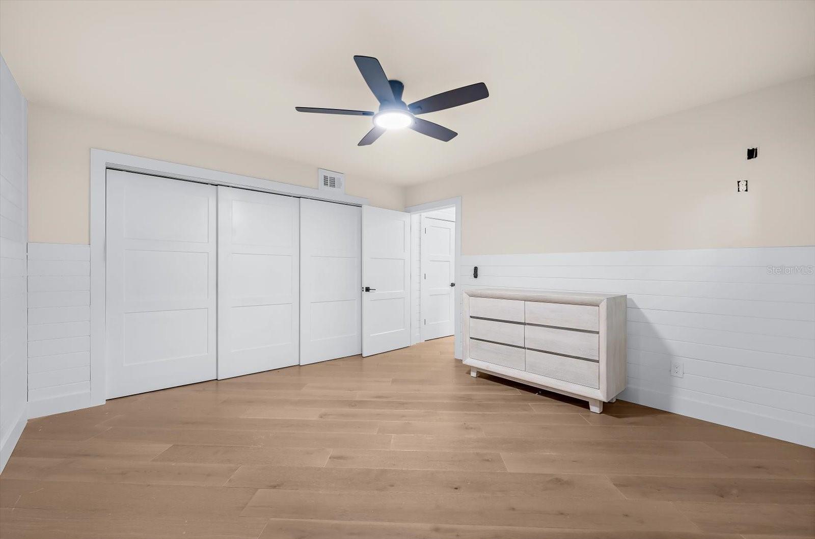 Listing photo id 38 for 330 Leeward Island