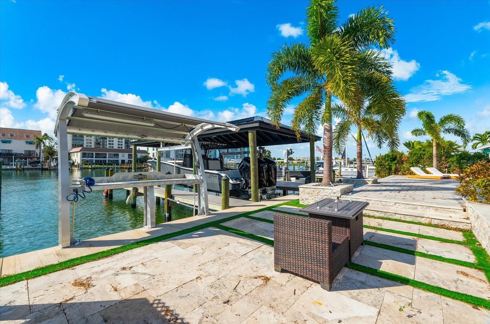 Listing photo id 55 for 330 Leeward Island