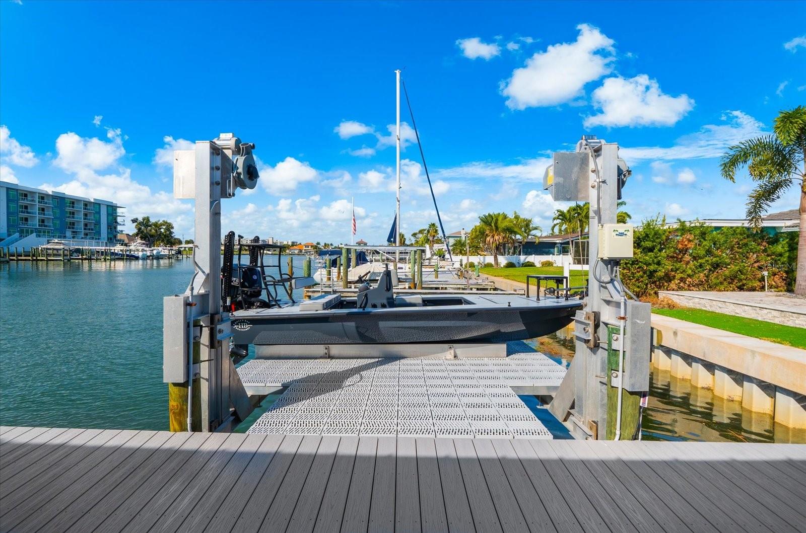 Listing photo id 58 for 330 Leeward Island