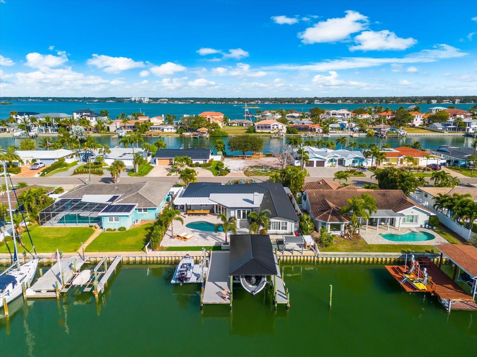 Listing photo id 64 for 330 Leeward Island