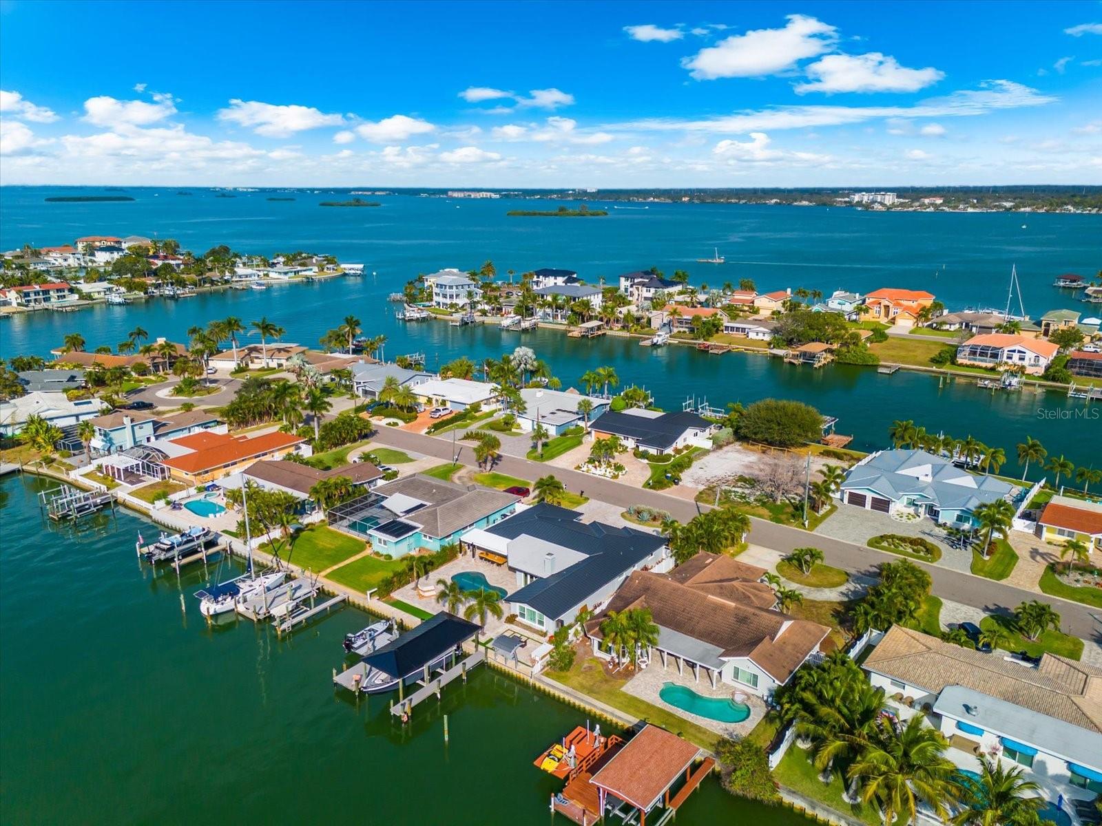 Listing photo id 67 for 330 Leeward Island