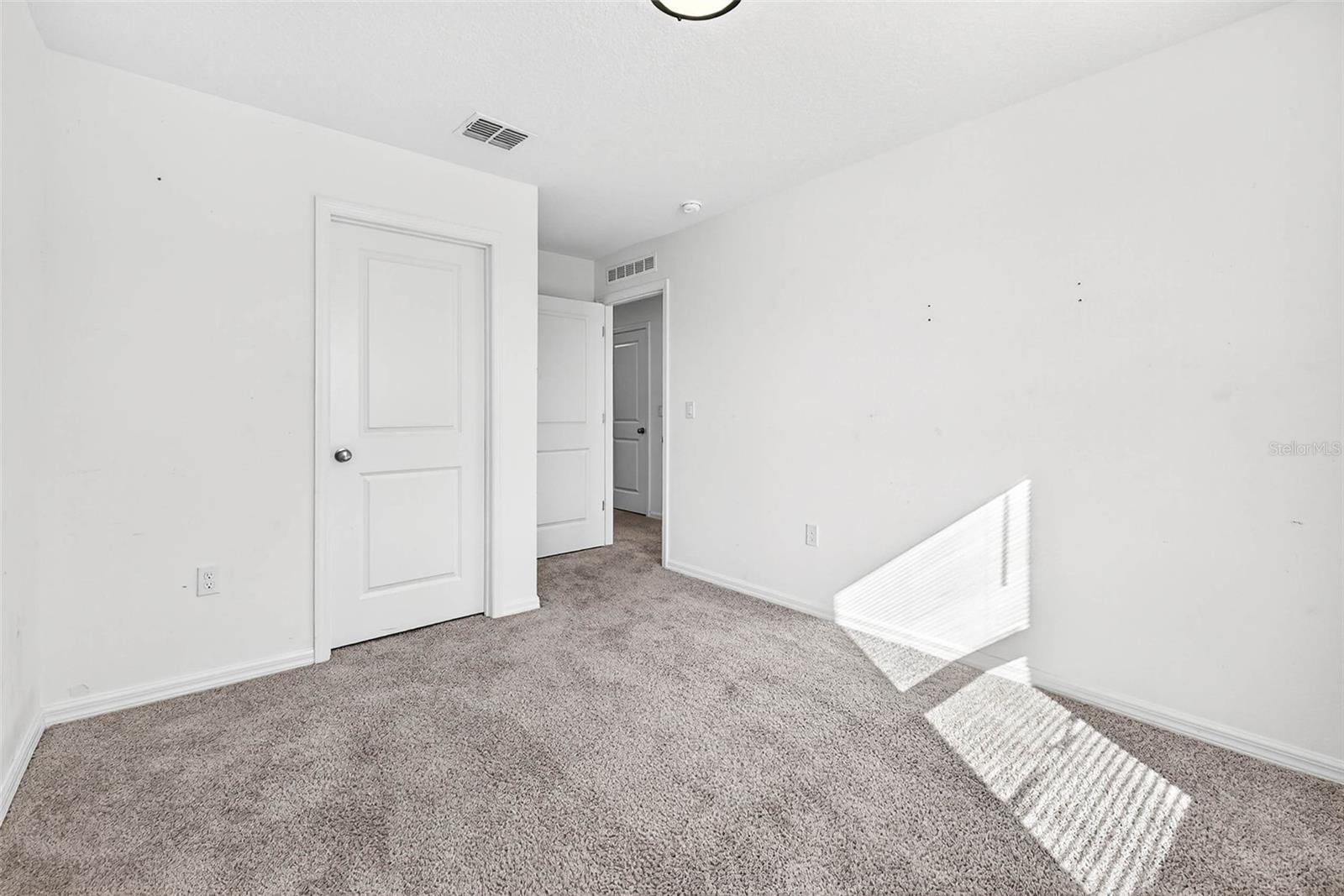 Image 31 of 57 For 1753 Eagle Hammock Boulevard