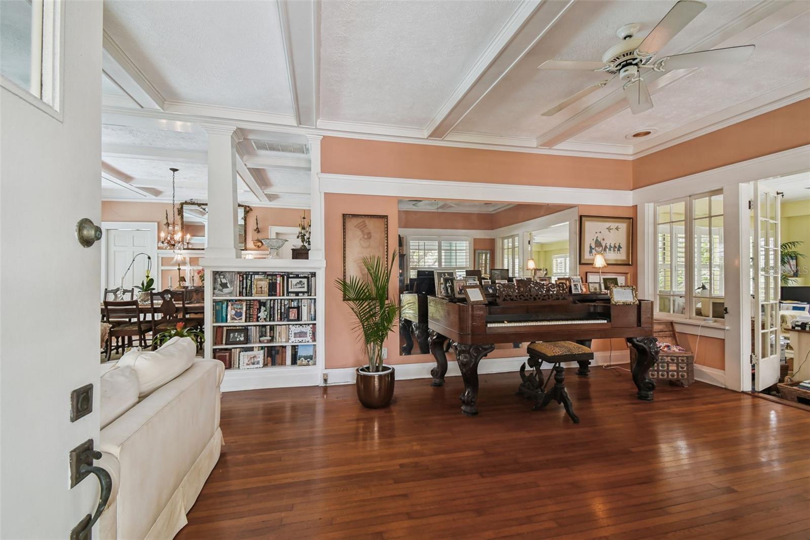 Image 10 of 52 For 1412 Nance Avenue