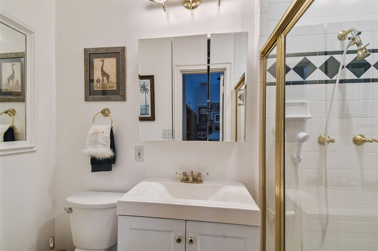 Image 35 of 52 For 1412 Nance Avenue