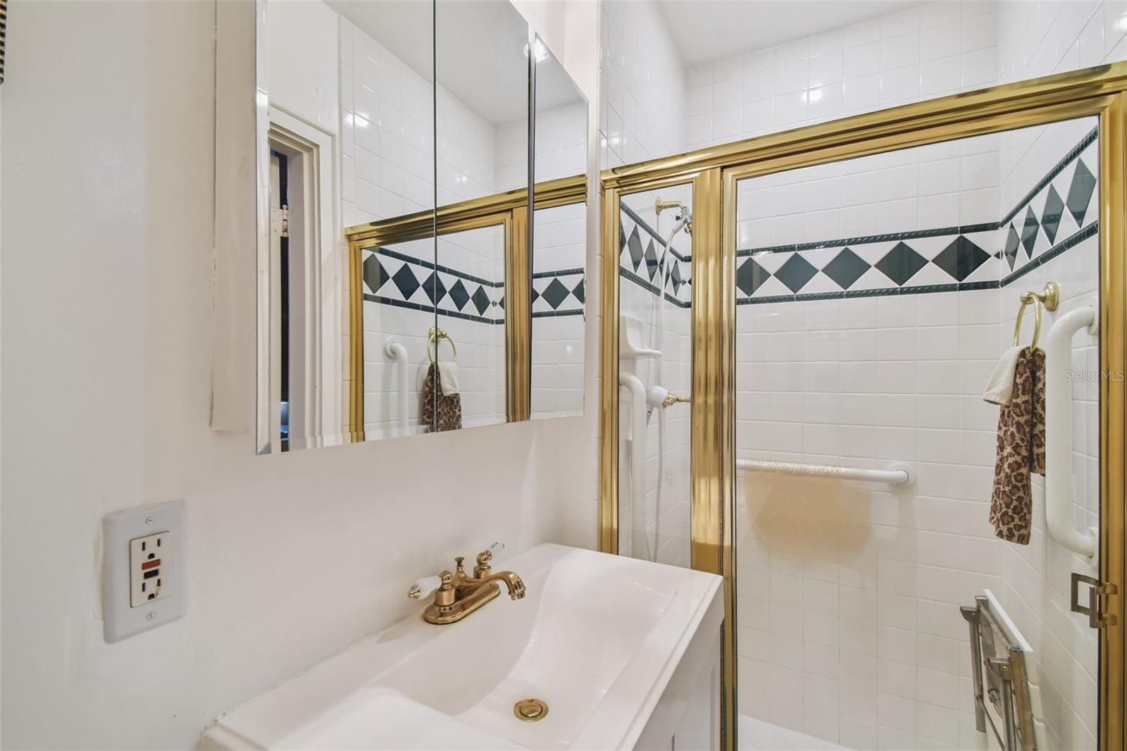 Image 36 of 52 For 1412 Nance Avenue