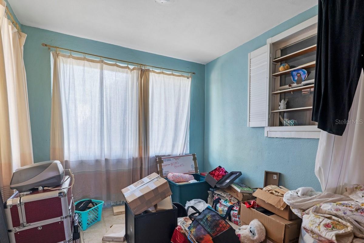 Image 19 of 35 For 5687 Eichen Circle E